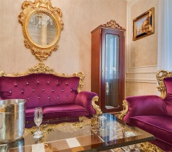 Двухкомнатный люкс в The Rooms Boutique Hotel