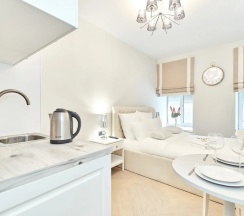 Двухместный номер Comfort (двуспальная кровать) в Квартира New Horizon Elans в американском стиле