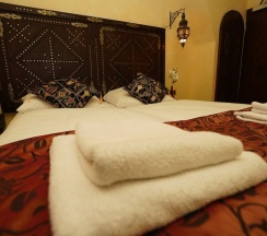 Двухместный номер Superior двуспальная кровать в Hotel Villa Oriental & Restaurant