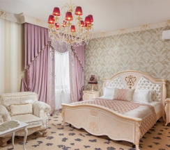 Luxe в Villa Italy