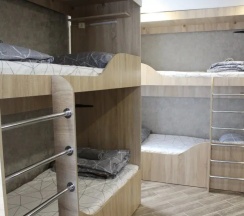 Кровать в общем номере (женский номер) (общая ванная комната) в Игра