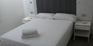 Валенсия: Хостел Hostal Cama del Mar