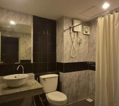 Одноместный люкс в LOFT Salaya