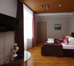 Четырёхместный полулюкс в Президент