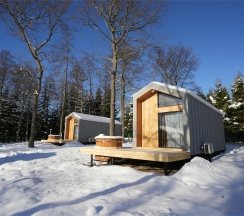 Четырёхместный Барнхаус с видом на озеро в ЭкоPort на Отрадном