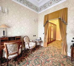 Классический номер c видом на город в Taleon Imperial Hotel