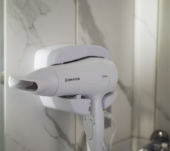 Люкс двухкомнатный в Колизей