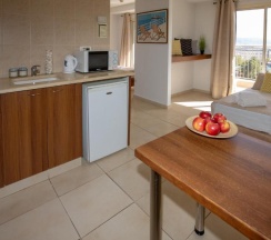 Люкс с видом на море в Motel Aviv