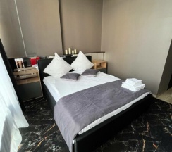 Трехместный Deluxe c диваном в Hotel Black out