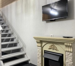 Номер-студио - Двухуровневый на мансарде в Шатун