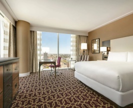 Двухместный люкс Grand Fairmont Gold c 1 комнатой (двуспальная кровать) в Fairmont Austin