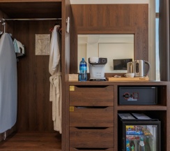 Senior Suite в Central City