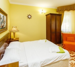 Двухкомнатный номер вип в Амфора