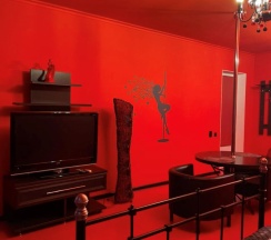 Red Room в Айвенго