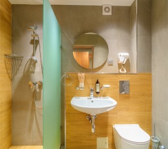 Семейный Супериор с одной большой или двумя односпальными кроватями в Энергетик