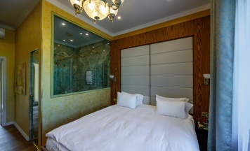 LAURA в Malakhovka Palace