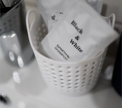 Апартаменты с двумя кроватями, кухней-гостиной  и отдельным входом в Двенадцать