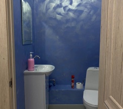 Одноместный номер с общим душем и туалетом в МВ