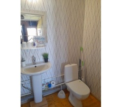 Комната с 1 двуспальной и 1 двухъярусной кроватью в Villa Natella