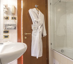 Полулюкс с видом на Реку в Золотое кольцо