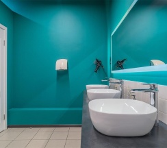 Кровать в 6-местном женском номере (общие удобства) в Hot Place Guest House