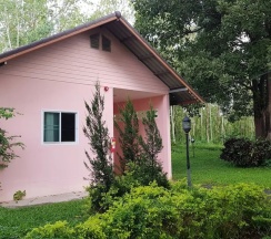 Двухместное бунгало двуспальная кровать в Rainbow Resort