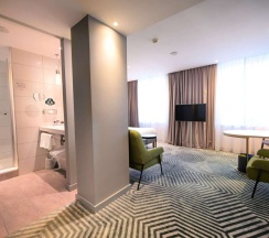 Двухместный номер Superior двуспальная кровать в Mercure Warszawa Grand