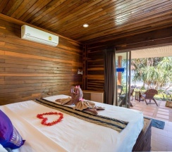Бунгало Deluxe с видом на море в Good Days Lanta Beach Resort