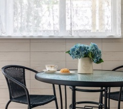 Апартаменты с 2 комнатами в Прованс