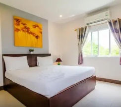 Двухместный номер Superior двуспальная кровать в Baan Yuyen Karon Guesthouse