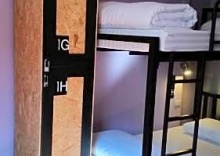 Кровать в общем номере (женский номер) в Eden Walking Street Hostel