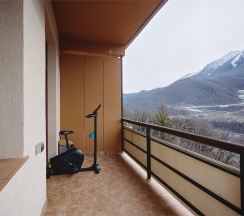 Апартаменты райдера с панорамным  видом на горы в Панорама парк