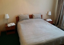 2-комнатный номер люкс с 1 двуспальной кроватью (с завтраком) в Заря