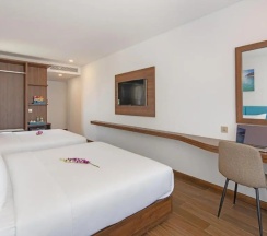 Трёхместный семейный полулюкс в Gold Plaza Hotel Da Nang