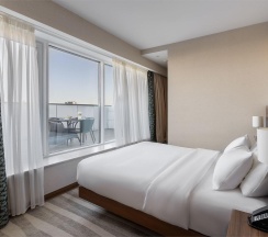 2-комнатный номер люкс с 1 двуспальной кроватью в Hotel Moscow Krasnoselskaya