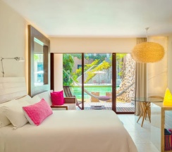 Двухместный Swim Up Garden (двуспальная кровать) в Отель Xcaret Mexico	