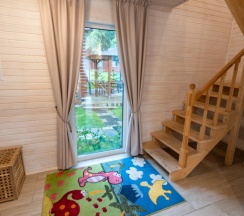 Пятиместный коттедж Luxury с красивым видом из окна в Нептун-2