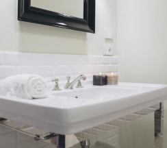 Двухместный люкс двуспальная кровать в Gregorini Bingham Art Luxury Suites