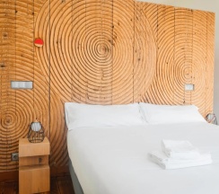 Двухместный люкс с видом на реку двуспальная кровать в The Central House Porto Ribeira - Hostel