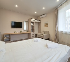 Двухкомнатный номер люкс в Nogaev Hotel