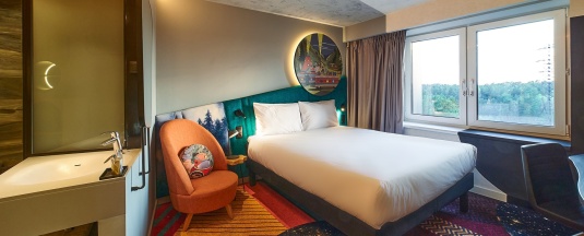 Номер Standard - с двуспальной кроватью в ibis Styles Chelyabinsk