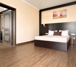 2х комнатный 4х местный номер с балконом в Alpen House