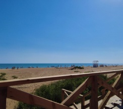 Шестиместный коттедж с красивым видом из окна в Beta