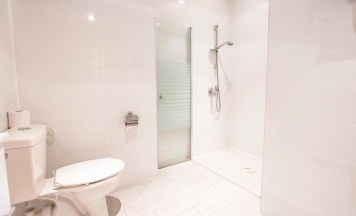Четырёхместный семейный номер Standard в Laguardia Hotel