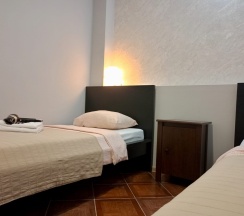 Четырёхместный номер с раздельными кроватями Стандарт в Морской