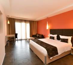 Четырёхместные апартаменты с 2 комнатами в lti Dolce Vita Sunshine Resort