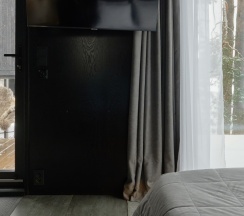 Дом на скале с купелью Oslo в Eder Vuoksa