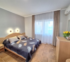 «ЗАКАТ» 12 СТАНДАРТНЫЙ ЧЕТЫРЕХМЕСТНЫЙ НОМЕР С ДВУСПАЛЬНОЙ КРОВАТЬЮ, ДВУСПАЛЬНЫЙ ДИВАН в Цитрус