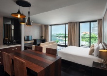 Полулюкс с видом на море в Way Hotel Pattaya