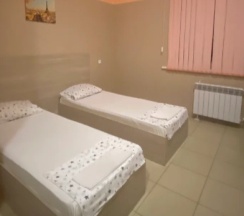 Номер эконом с 4 односпальными кроватями в Рамhotel